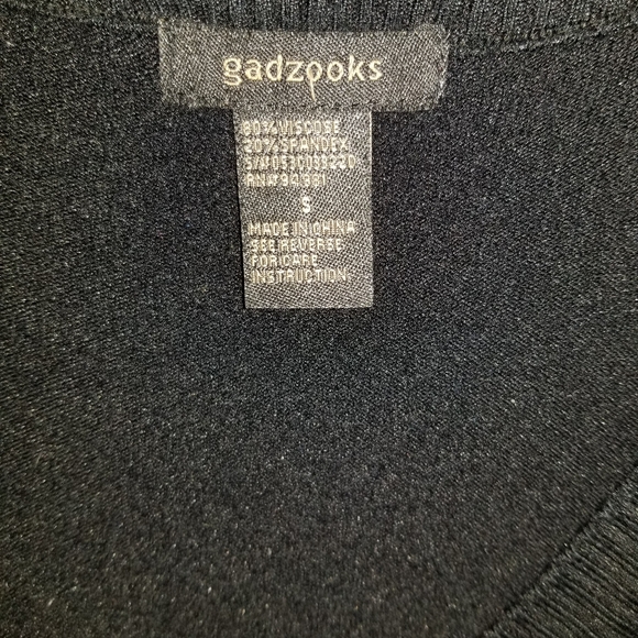 Sweater - Picture 3 of 3